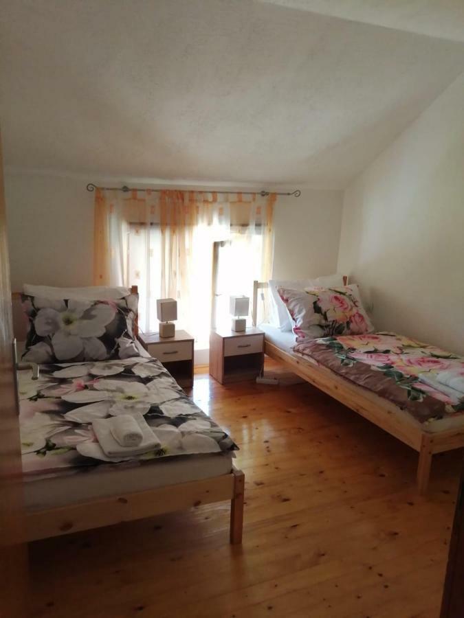 Apartman Franjicic Korenica Exterior photo